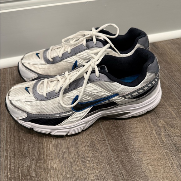 Nike Initiator Gray and Blue Running shoes - Picture 2 of 8